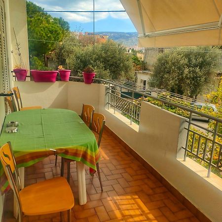 Home4U, Just 7Km From Airport Markópoulon Екстериор снимка