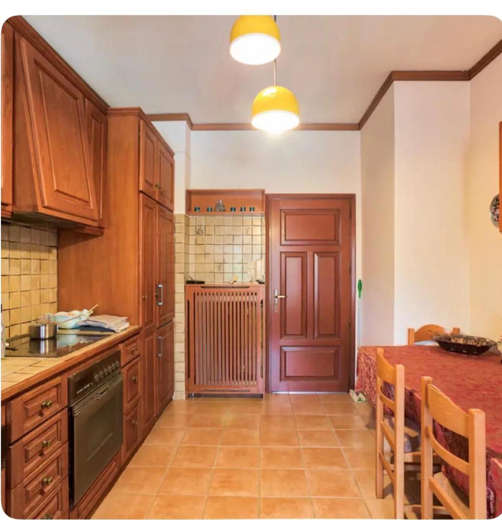 Home4U, Just 7Km From Airport Markópoulon Екстериор снимка