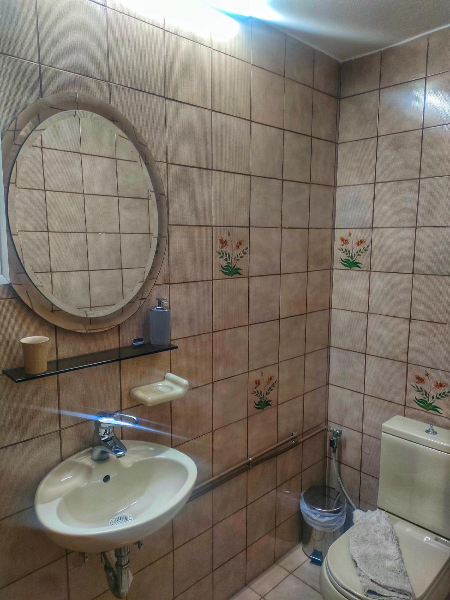 Home4U, Just 7Km From Airport Markópoulon Екстериор снимка