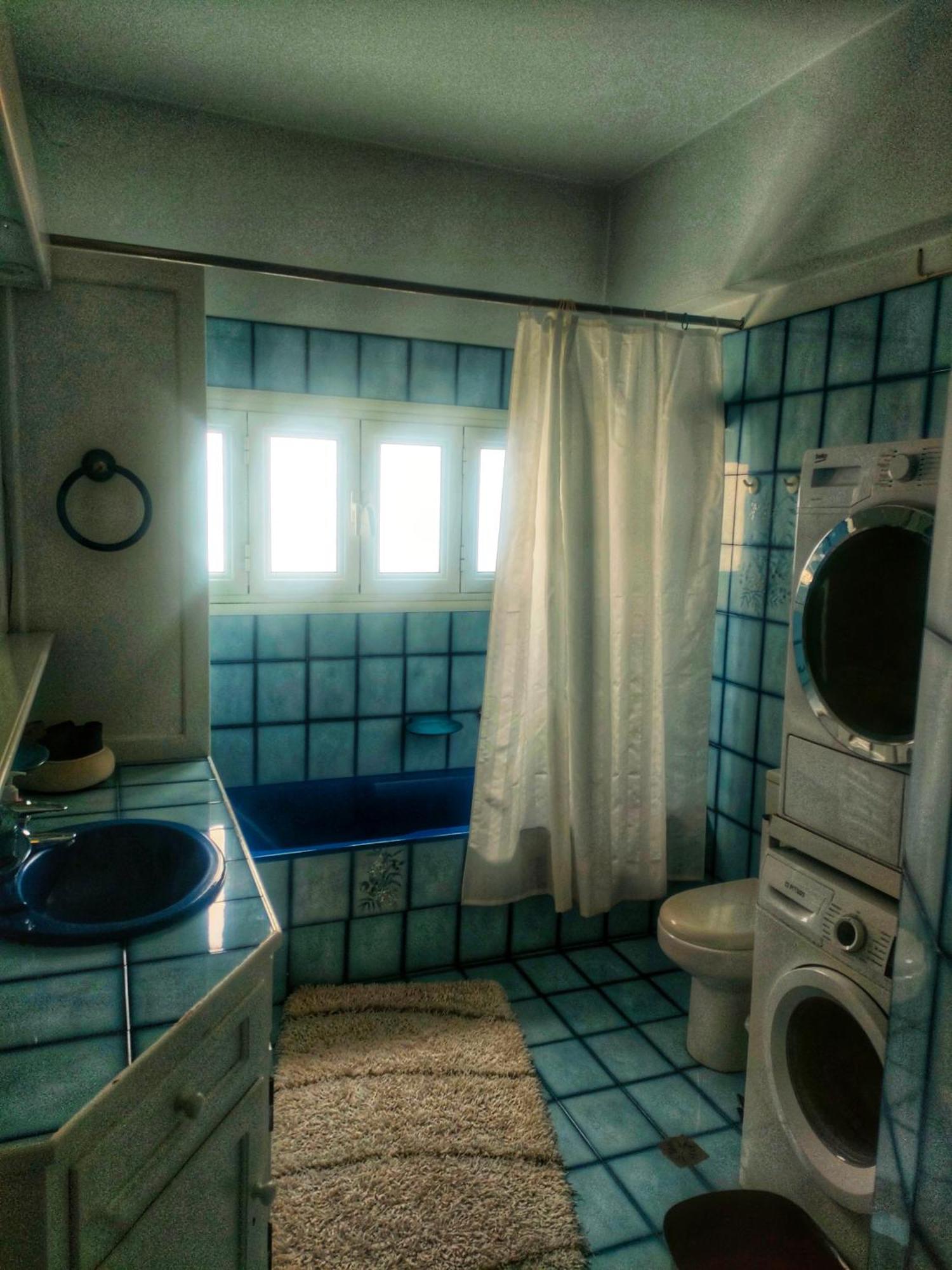Home4U, Just 7Km From Airport Markópoulon Екстериор снимка