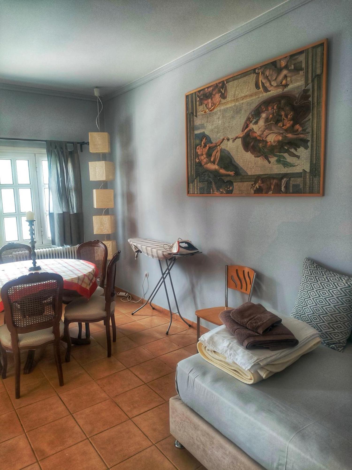 Home4U, Just 7Km From Airport Markópoulon Екстериор снимка